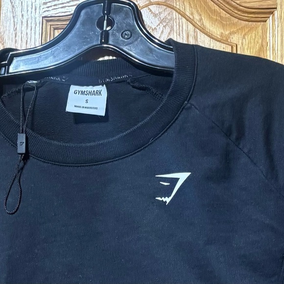NWOT Gymshark Black Cropped Light Sweatshirt Women’s Small - Picture 2 of 6